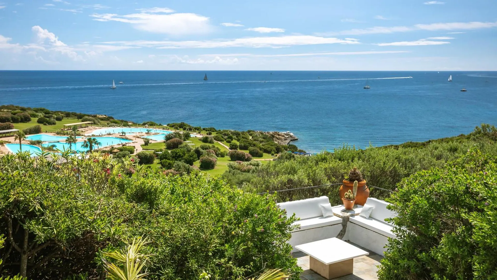 Villa Astra Fronte Mare - Porto Cervo 0*,  Italy