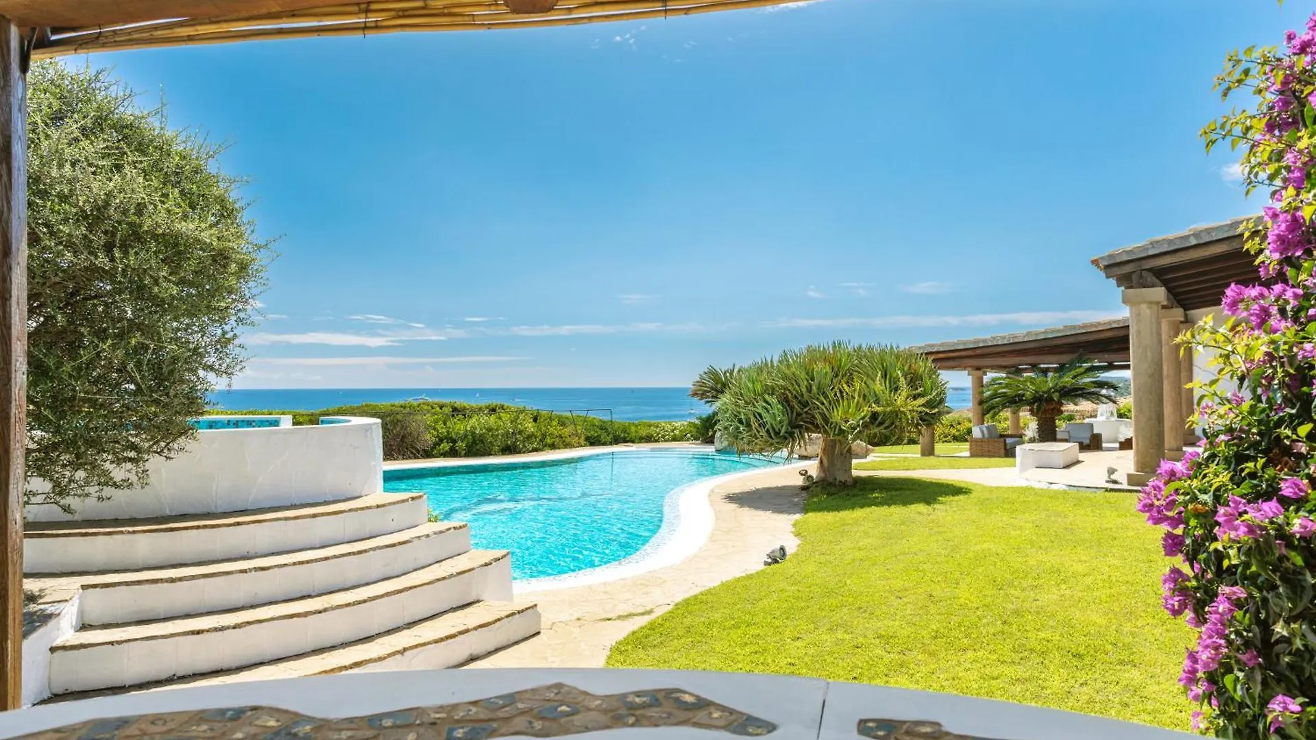 Villa Astra Fronte Mare - Porto Cervo