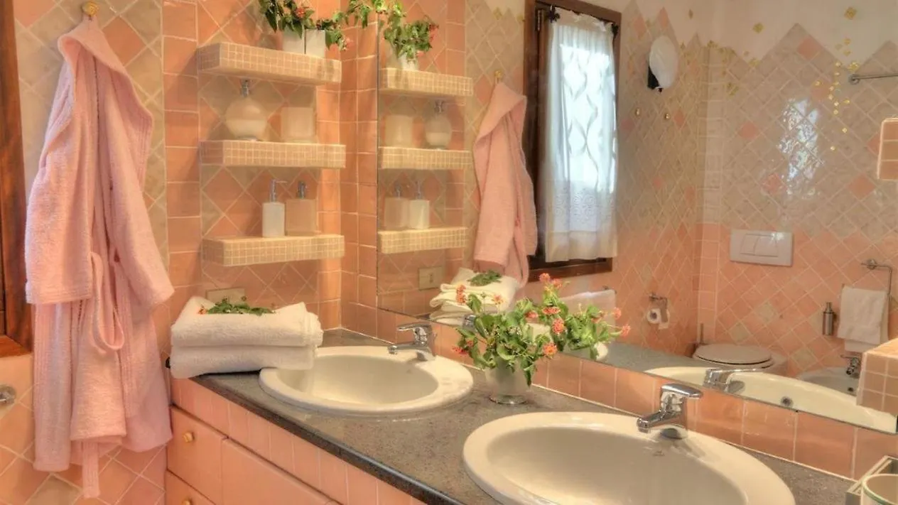 Villa Astra Fronte Mare - Porto Cervo 0*,  Italië